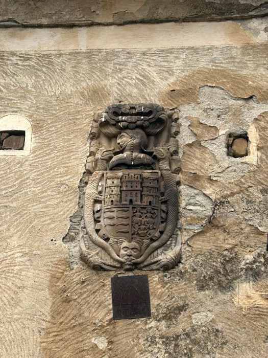 548056107_1171153141612081_7598782426349289544_n.jpg (826.86 KiB) Visto 1805 veces Armas de los linajes de los Rocha, Baamonde y Miranda,<br />Casa de Boca de Canle,<br />Ría de Abres, Lugo,<br />Galicia, España.